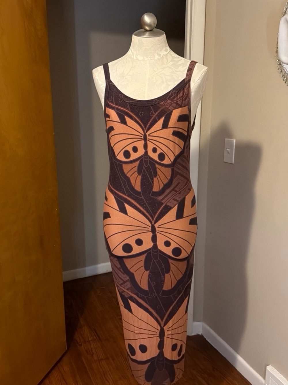 Novella Royale Brown & Tan Butterfly Backless Bodycon Dress